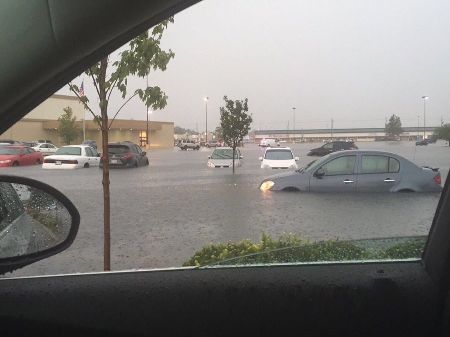Indy Gas Prices >> Heavy rain causes heavy flooding in Indianapolis - TheIndyChannel.com Indianapolis, IN Indy Gas Prices >> Heavy rain causes heavy flooding in Indianapolis - TheIndyChannel.com Indianapolis, IN