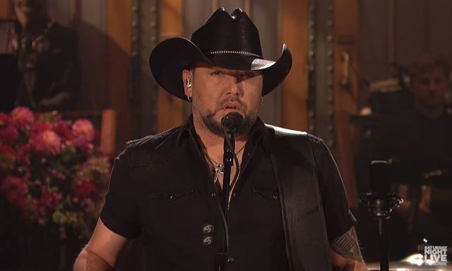 WATCH: Jason Aldean opens 'SNL' with Tom Petty tribute to Las Vegas victims