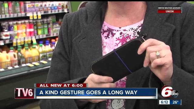 Kroger clerk returns lost wallet to Plainfield woman who thought it was