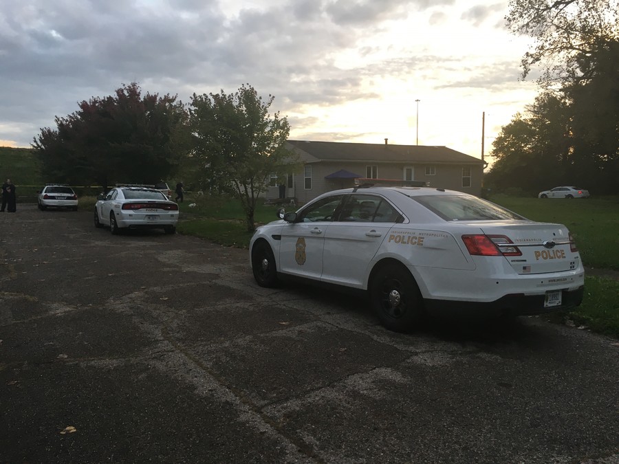 Woman found dead under mattress in alley on Indy's northeast side - TheIndyChann...