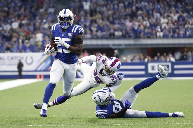 Mack's emergence helping Colts put together balanced offense